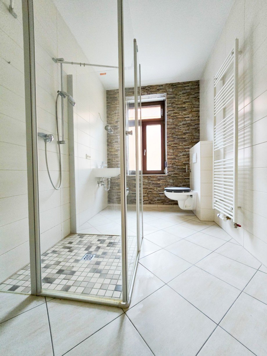 Badezimmer Erdgeschosswohnung K�then (Anhalt)