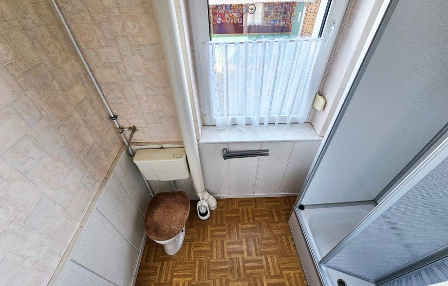 Bad-EG Einfamilienhaus Aken