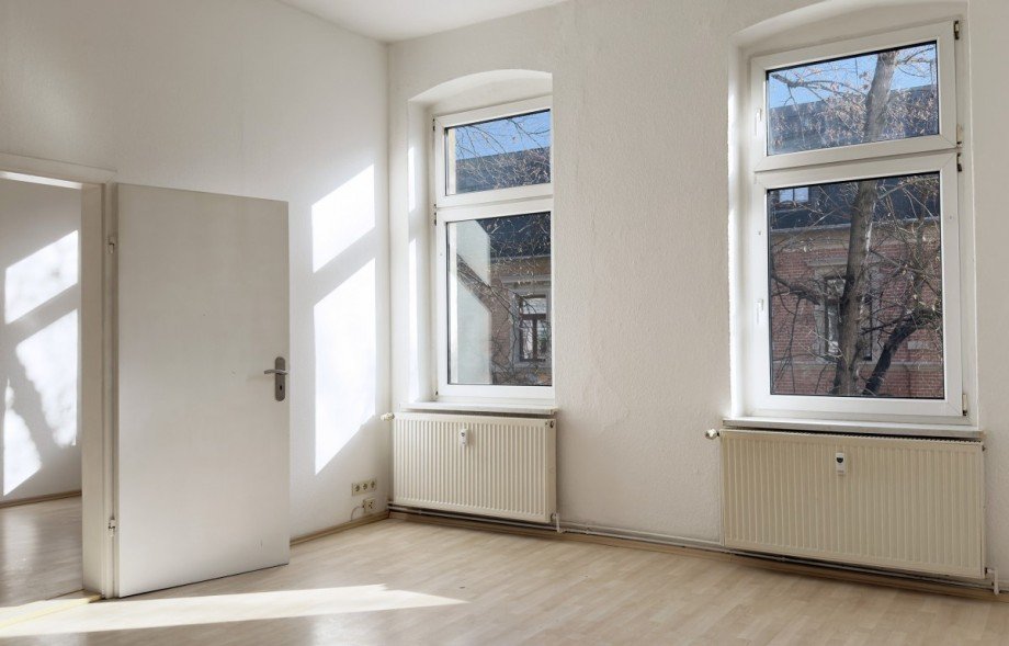 Zimmer 2OG links Wohn- / Gesch�ftshaus K�then (Anhalt)