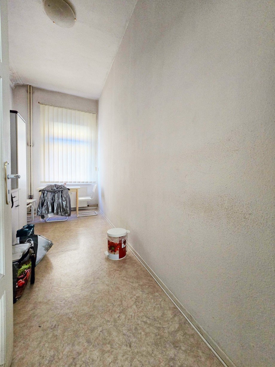 Gewerbe/Praxis EG Wohn- / Gesch�ftshaus K�then (Anhalt)