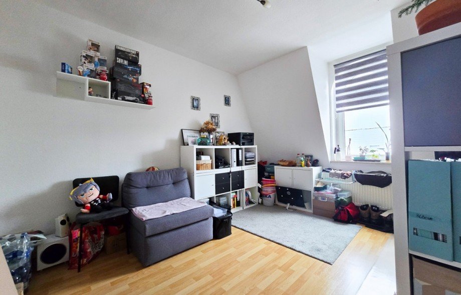 Zimmer Dachgeschosswohnung K�then (Anhalt)