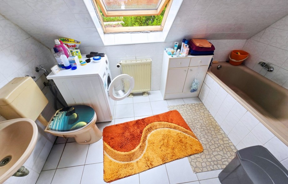 Badezimmer OG Einfamilienhaus Osternienburger Land