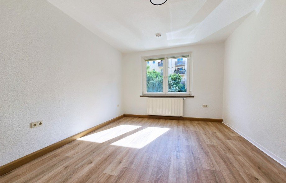 Zimmer Erdgeschosswohnung K�then (Anhalt)