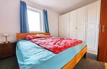 Schlafzimmer Einladende 3-Zimmer-Wohnung mit Balkon: Perfektes Eigenheim oder lukrative Investition in K�then!