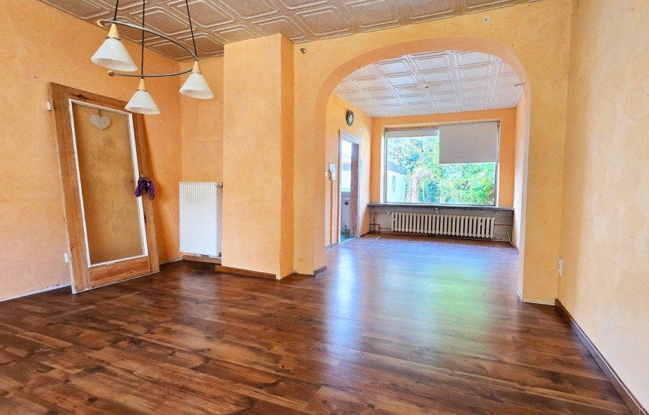 Zimmer-EG Reihenhaus K�then (Anhalt)