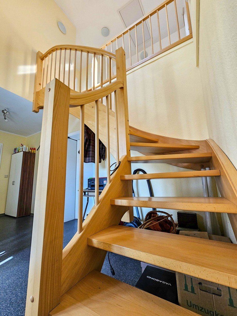 Treppe ins Dachgeschoss Einfamilienhaus K�then (Anhalt)