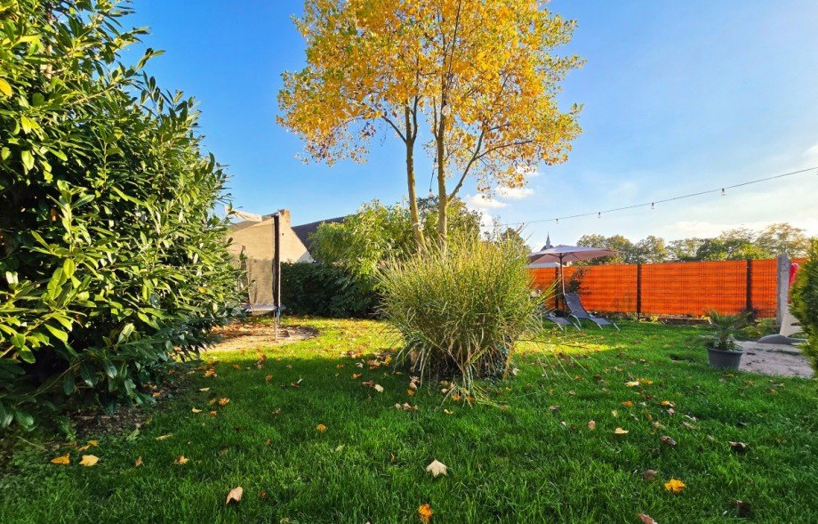 Garten Doppelhaush�lfte Gro� Rosenburg