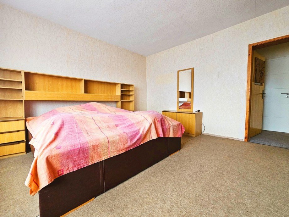 Schlafzimmer Einfamilienhaus G�rzig