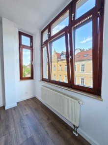 Erker Frisch renoviert! 1-Zimmer-Wohnung mit Einbauk�che