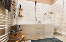 Badezimmer Rentable und schicke Eigentumswohnung in Dessau-Ro�lau