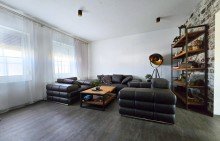 Whg 3 Wohnzimmer Solides Mehrfamilienhaus mit 4 Einheiten - Attraktive Kapitalanlage in K�then