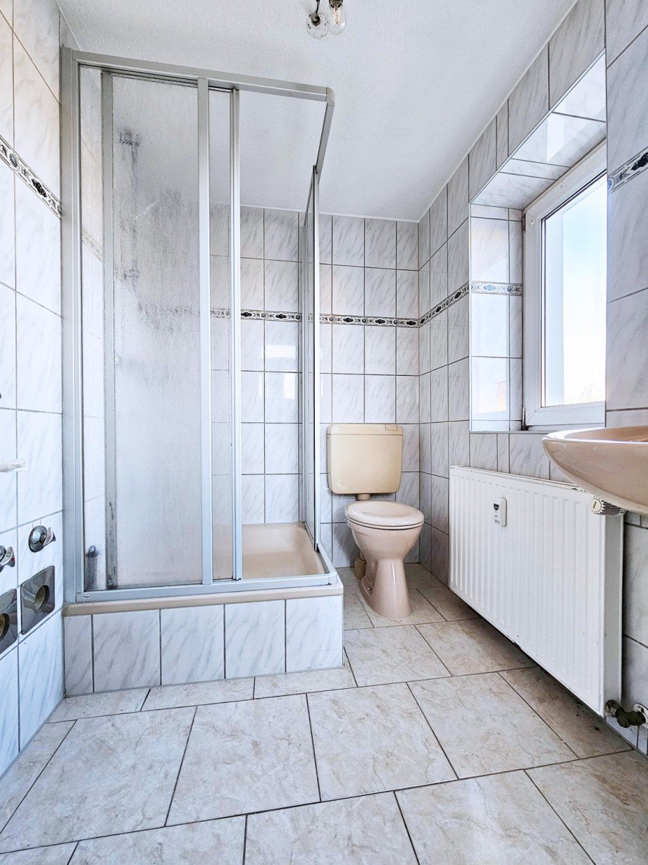 Badezimmer Wohnung Z�rbig