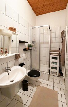 Badezimmer Top Lage: 3-Zimmer mit Balkon im Zentrum von K�then!