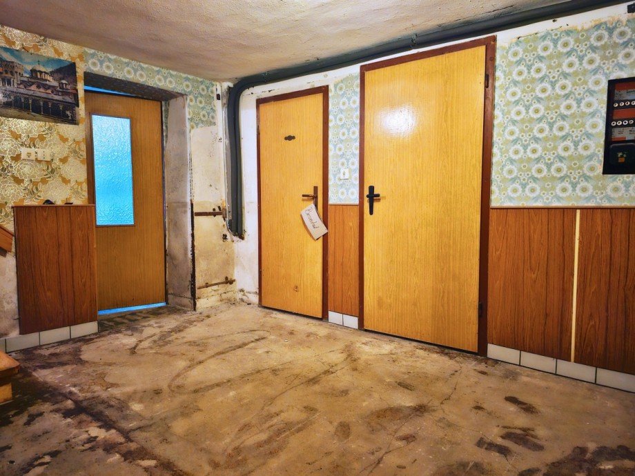 Flur Keller Einfamilienhaus G�rzig