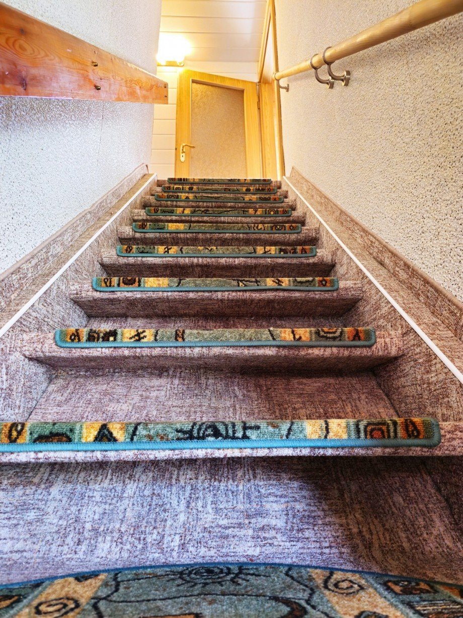 Treppe ins OG Reihenhaus K�then (Anhalt)