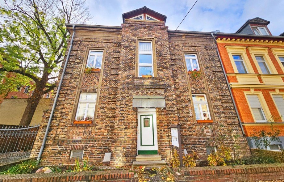 Haus Ansicht Stra�e Dachgeschosswohnung K�then (Anhalt)
