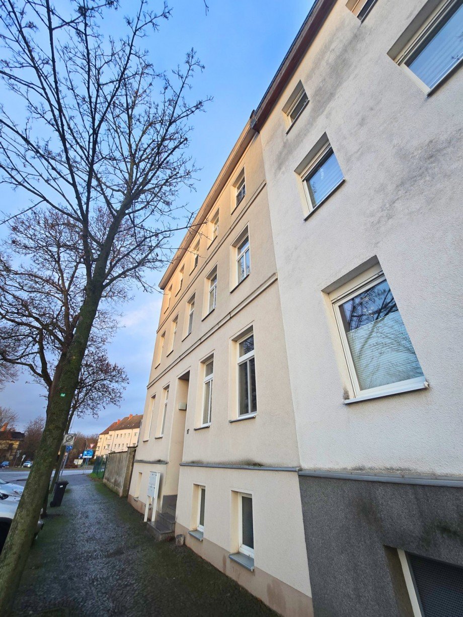 Mehrfamilienhaus Etagenwohnung K�then (Anhalt)
