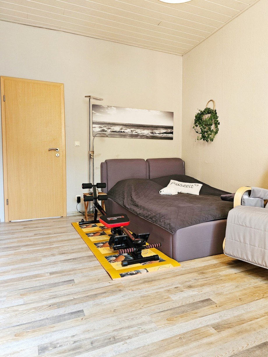 Zimmer OG 1 Mehrfamilienhaus K�then (Anhalt)