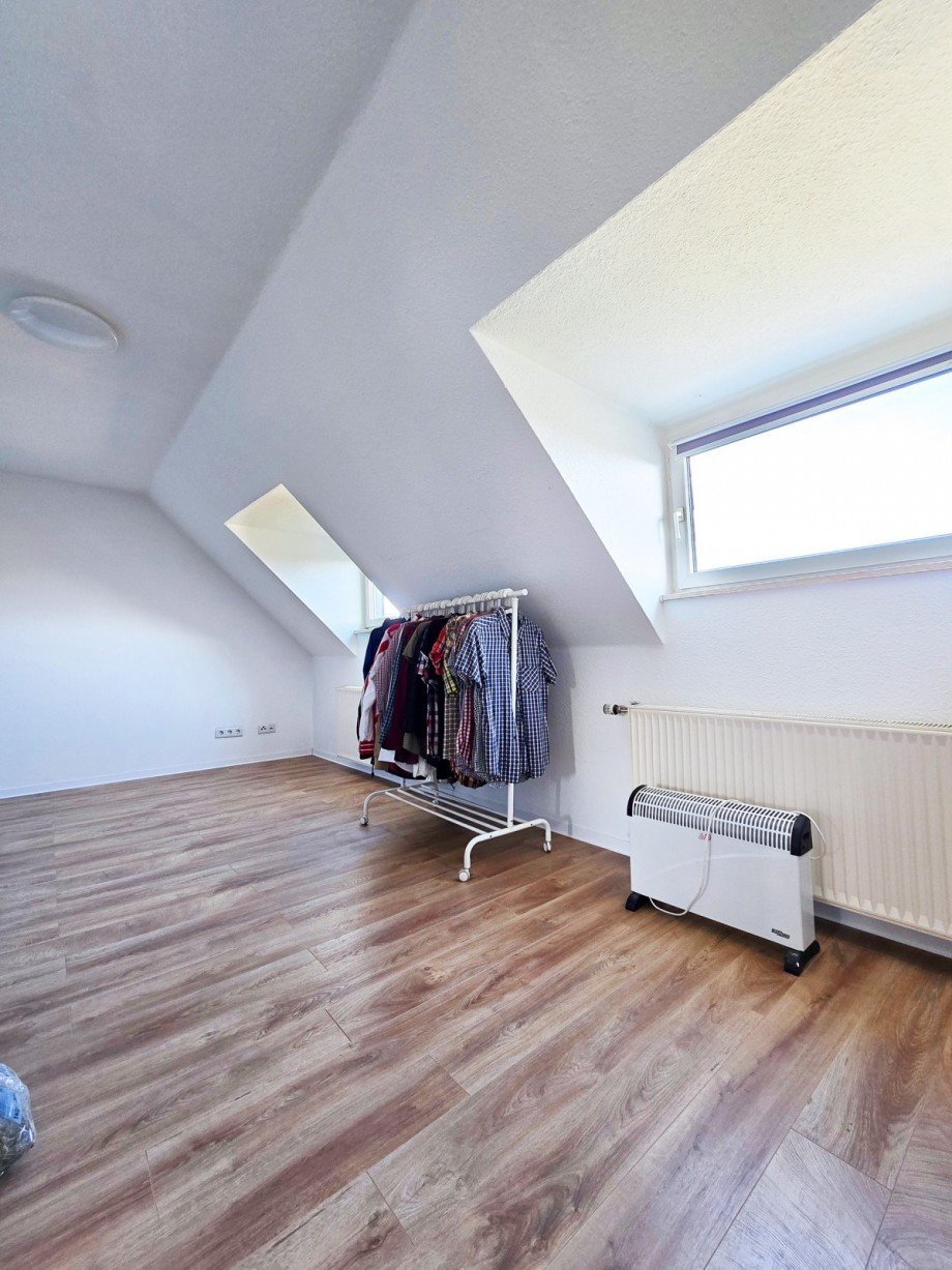 Zimmer DG Reihenmittelhaus K�then (Anhalt)