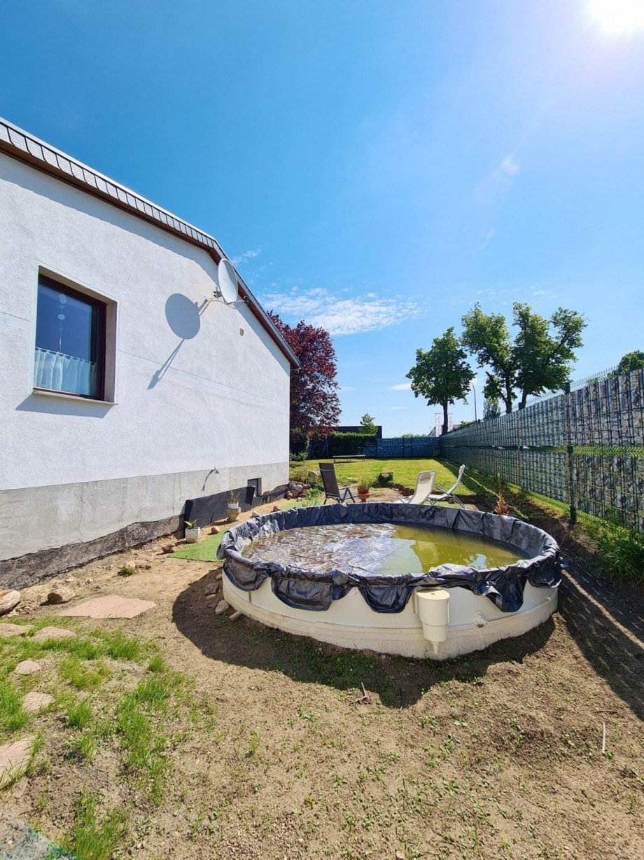 Pool Einfamilienhaus K�then (Anhalt)