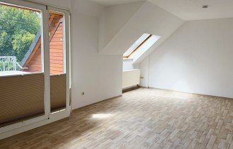 Hauptbild 3 Zimmer mit Balkon und Garage