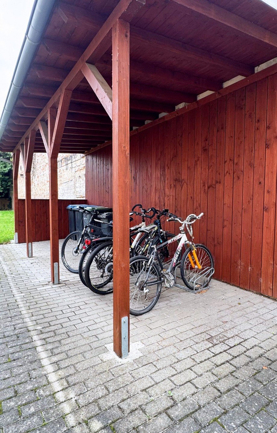 Fahrradstellpl�tze Erdgeschosswohnung K�then (Anhalt)