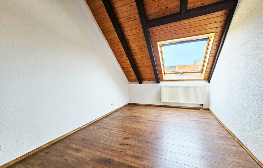 Zimmer 2 Dachgeschosswohnung K�then (Anhalt)