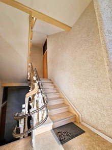 Hausflur Rentable und schicke Eigentumswohnung in Dessau-Ro�lau