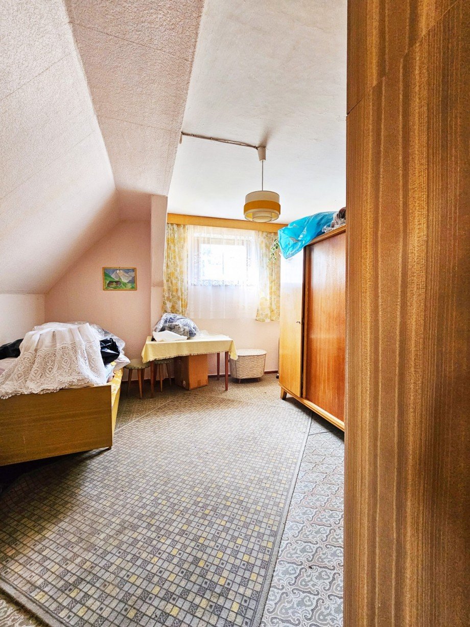 DG - Schlafzimmer Reihenendhaus Aken