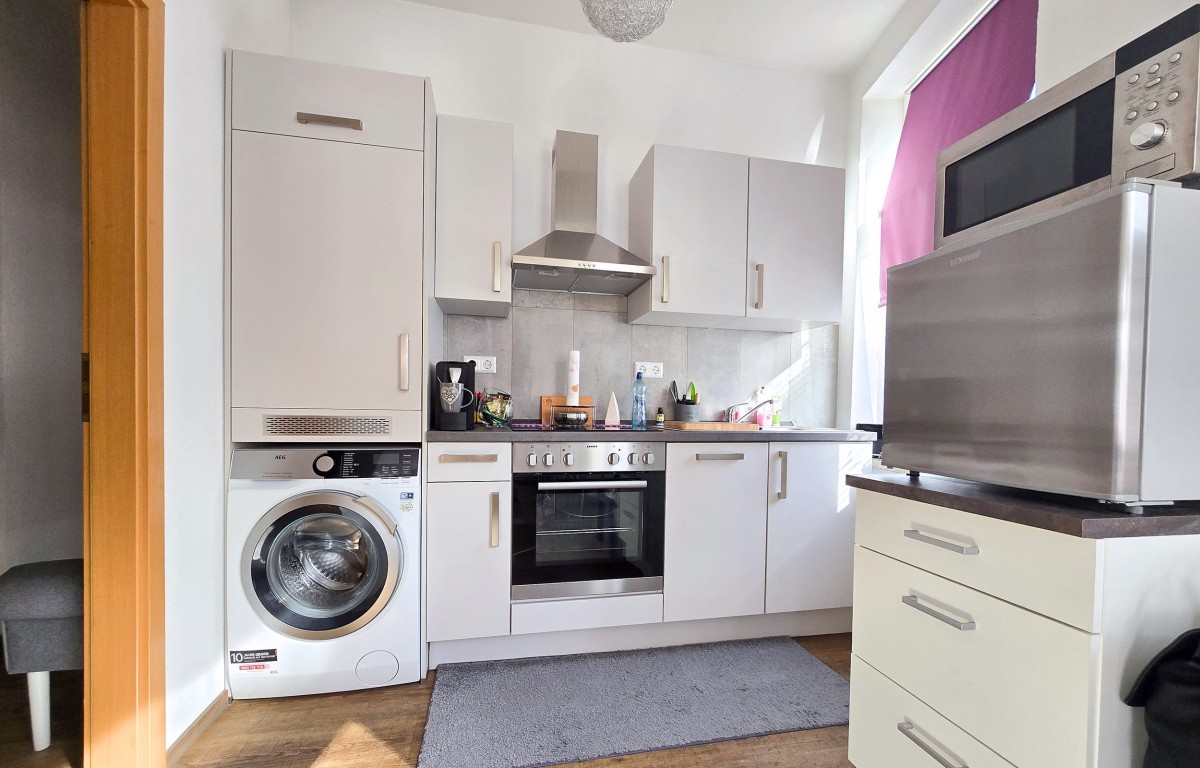 Charmante 2-Zimmer-Erdgeschosswohnung mit Terrasse & Einbauküche in Köthen - Foto 3