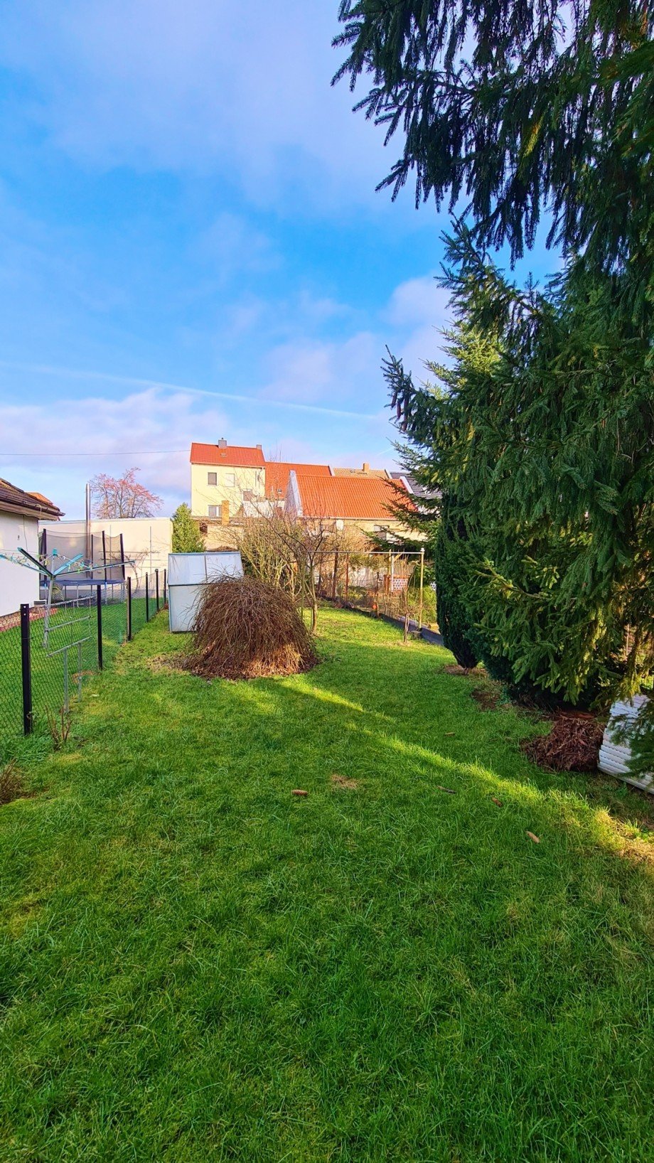 Garten Reihenendhaus Aken