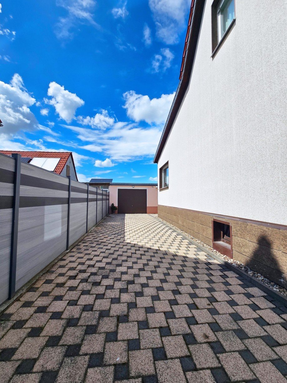 Hofeinfahrt Einfamilienhaus Gro� Rosenburg