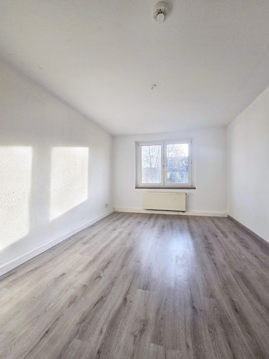 Zimmer-5 Etagenwohnung K�then (Anhalt)