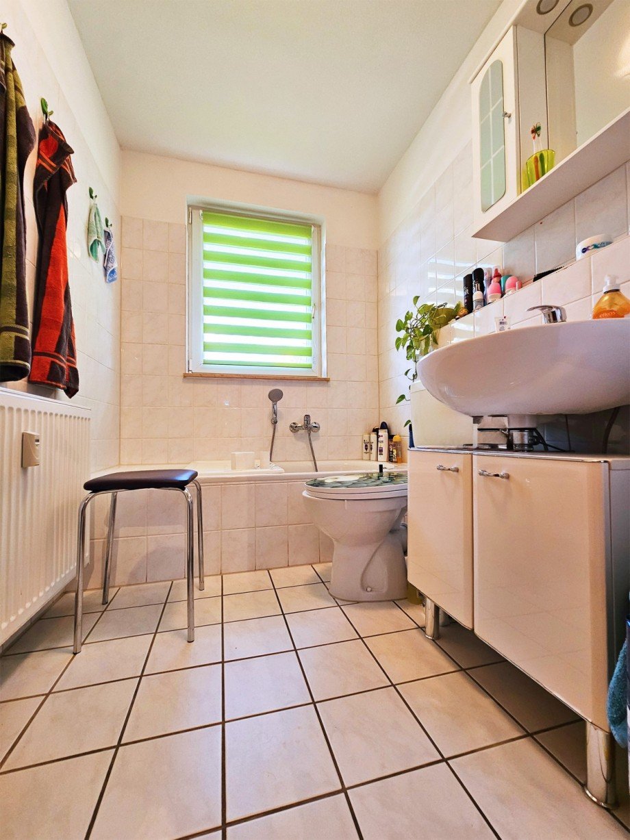 Badezimmer Erdgeschosswohnung K�then (Anhalt)
