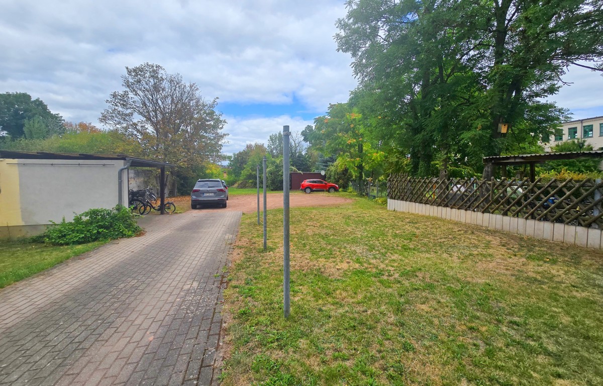 Charmante Dachgeschosswohnung in Köthen - gemütlich wohnen mit durchdachtem Grundriss - Photo 2