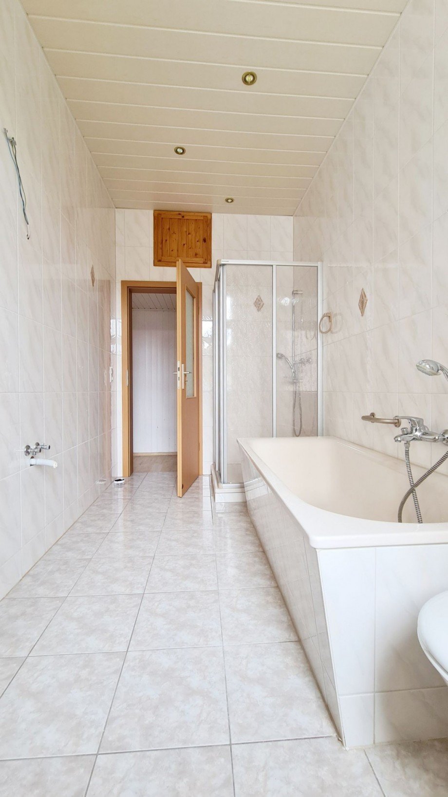 Bad Etagenwohnung K�then (Anhalt)