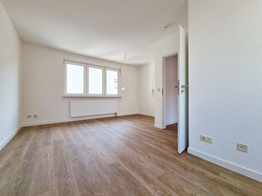 Wohnzimmer_DG Wohn- / Gesch�ftshaus K�then (Anhalt)