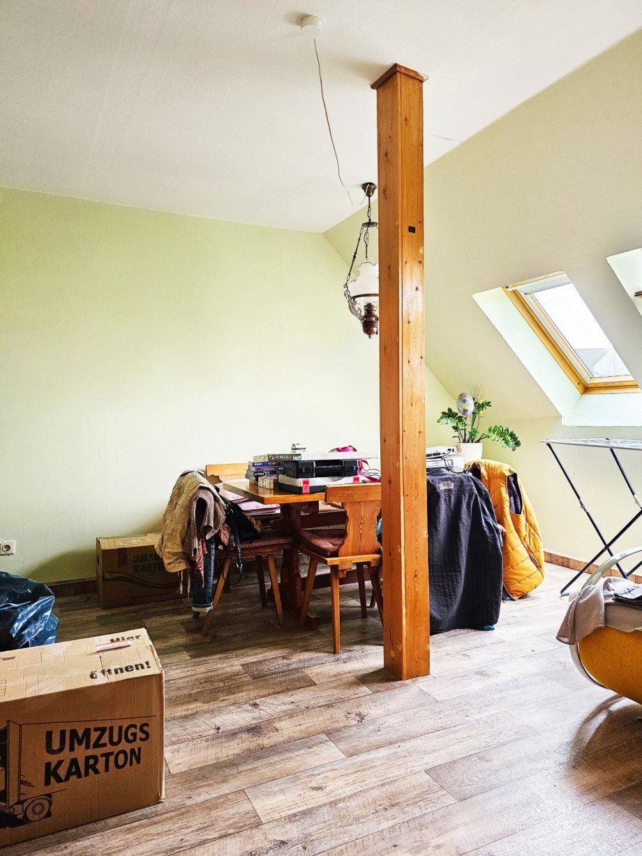 Wohnung DG - Zimmer Mehrfamilienhaus K�then (Anhalt)
