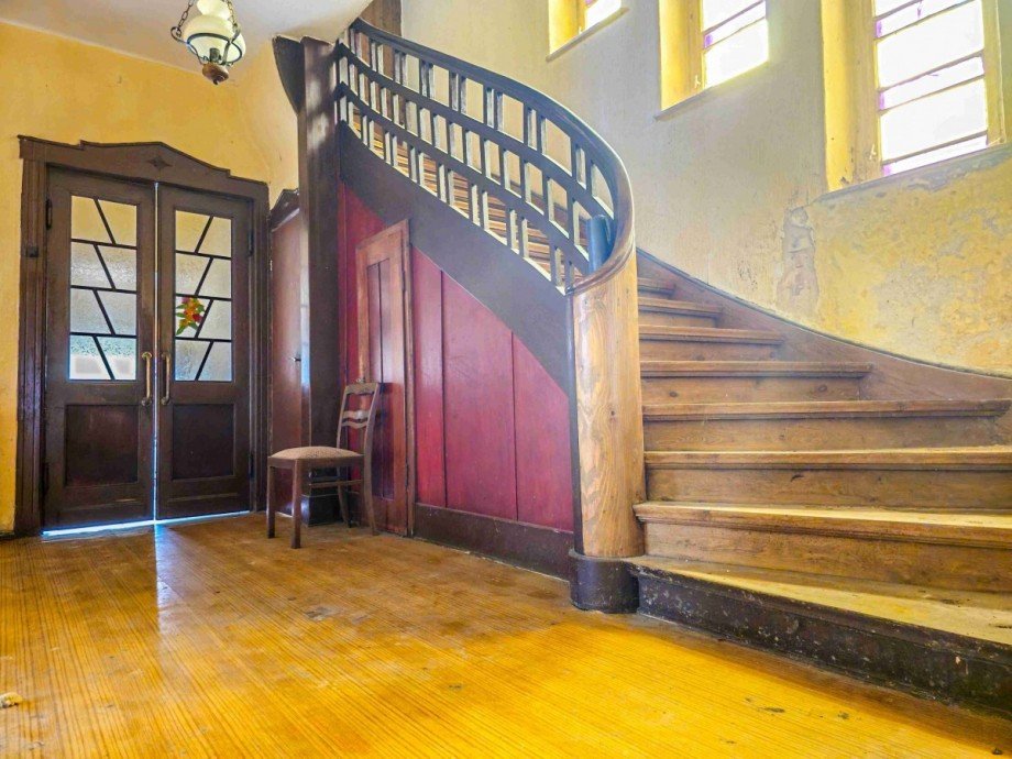 gro�es Treppenhaus Einfamilienhaus Radegast