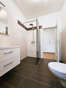 Badezimmer Wundervolle Zweiraumwohnung in begehrter Lage