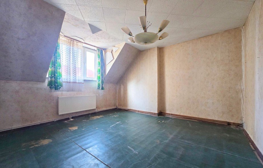 Zimmer OG Reihenmittelhaus K�then (Anhalt)