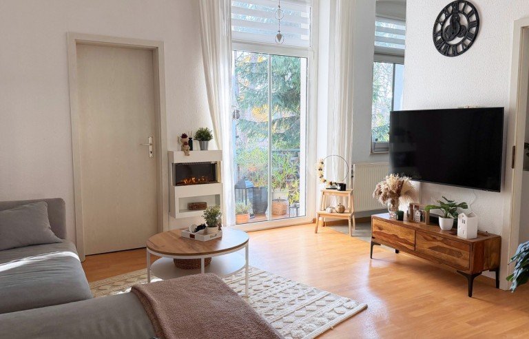 Wohnzimmer K�then (Anhalt) - K�then Etagenwohnung Top Lage: 3-Zimmer mit Balkon im Zentrum von K�then!