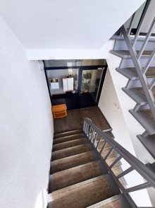 Treppenhaus 1. OG Investoren aufgepasst: Lukratives Wohn- und Gesch�ftshaus