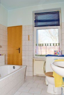 WE2 Bad Kapitalanlage mit Zukunft - vollvermietetes Mehrfamilienhaus mit sieben Wohneinheiten
