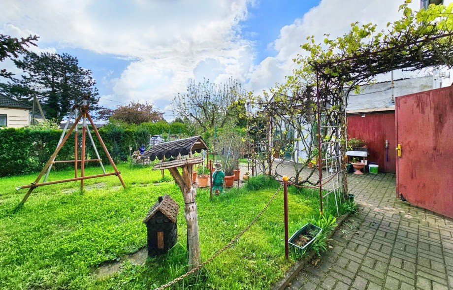 Garten Doppelhaush�lfte Aken