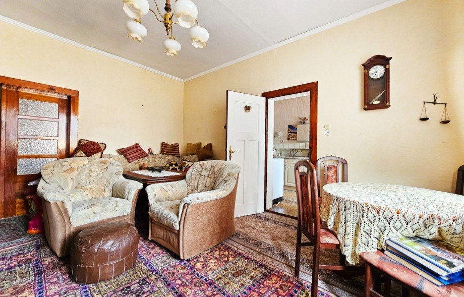 OG - Wohnzimmer Reihenendhaus Aken