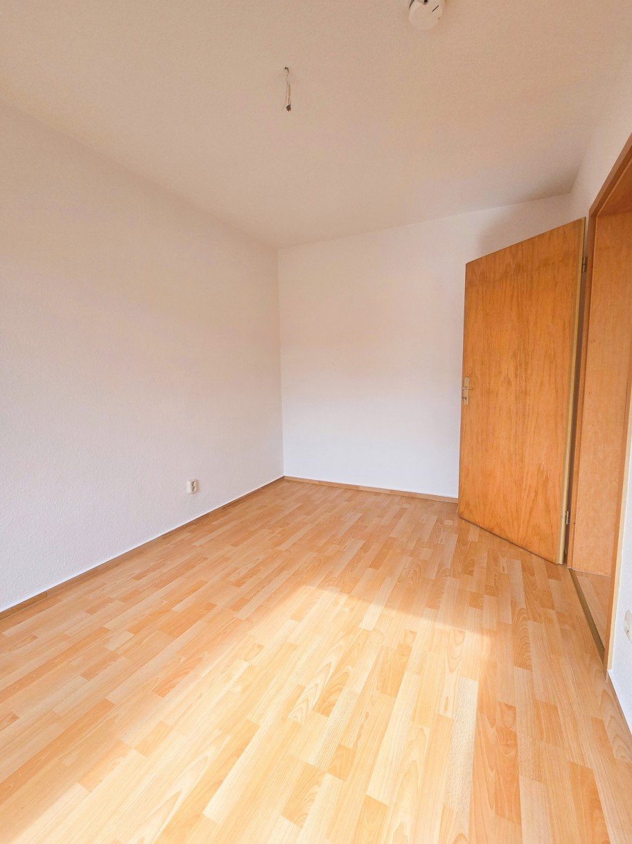 Zimmer Dachgeschosswohnung K�then (Anhalt)