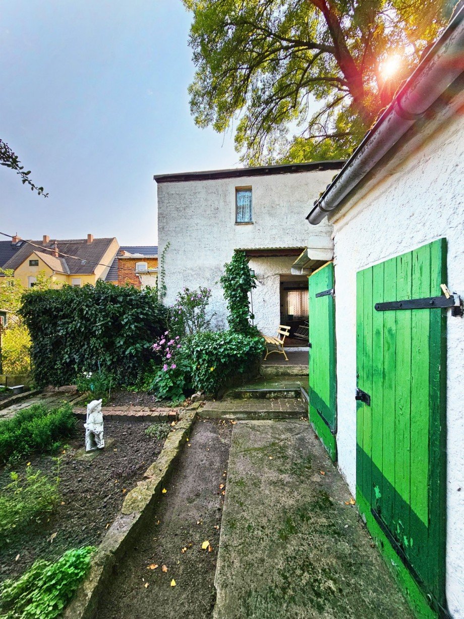 Nebengelass Reihenendhaus Aken