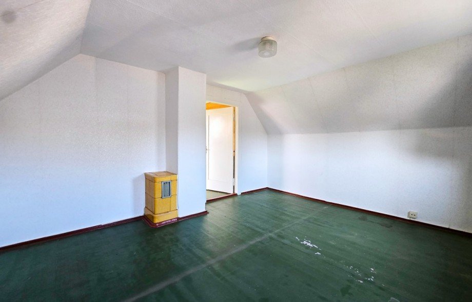 Zimmer DG Doppelhaush�lfte K�then (Anhalt)