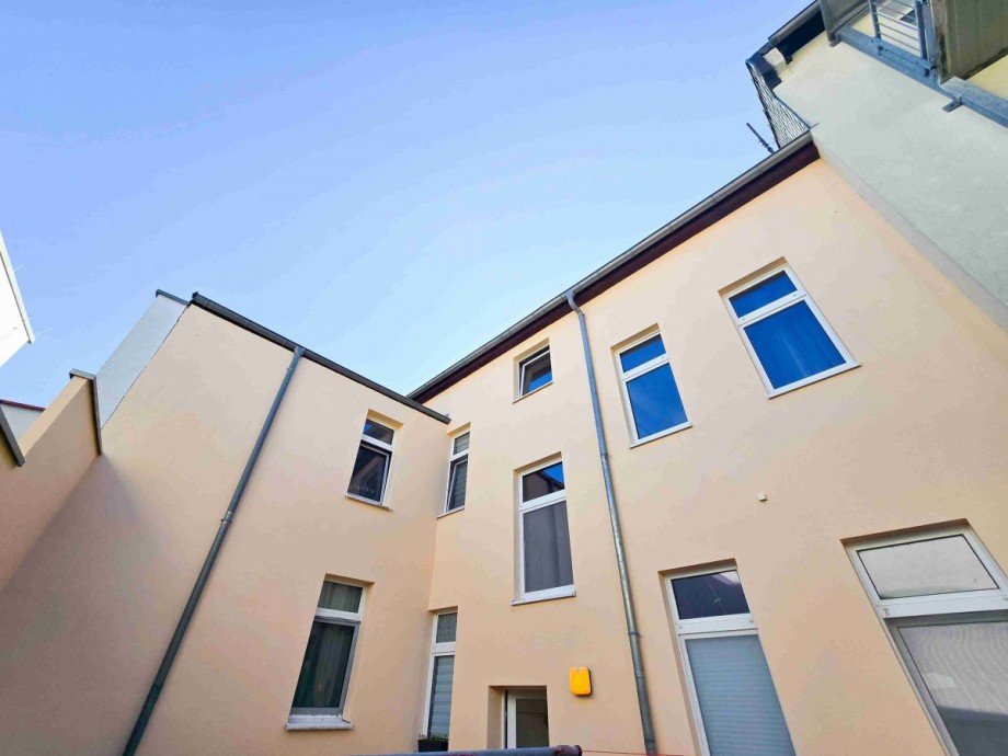 Hintere Ansicht Mehrfamilienhaus K�then (Anhalt)